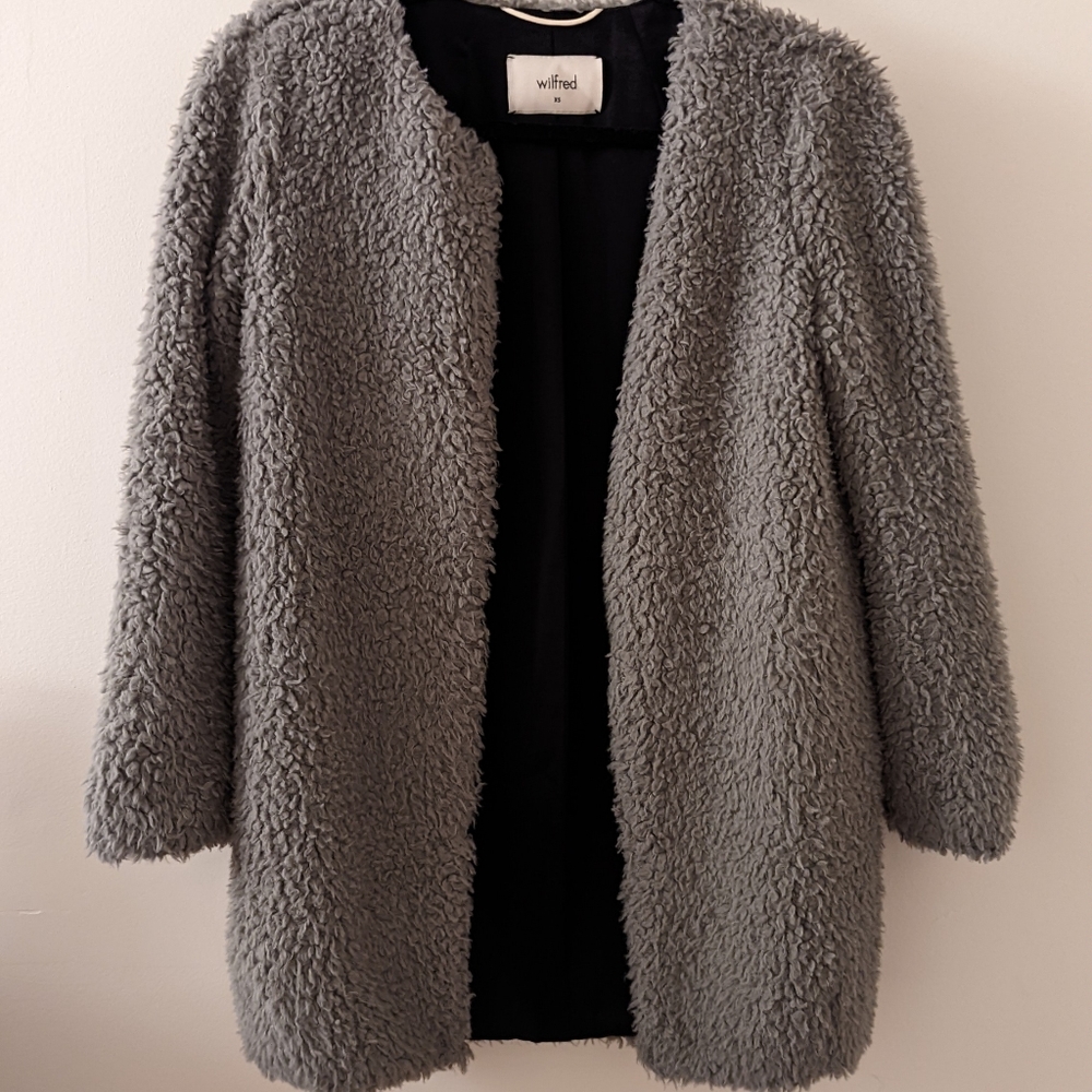 Wilfred fuzzy coat